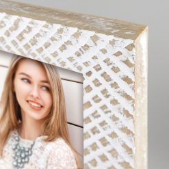 Alternative view of Cornice Zep Jule